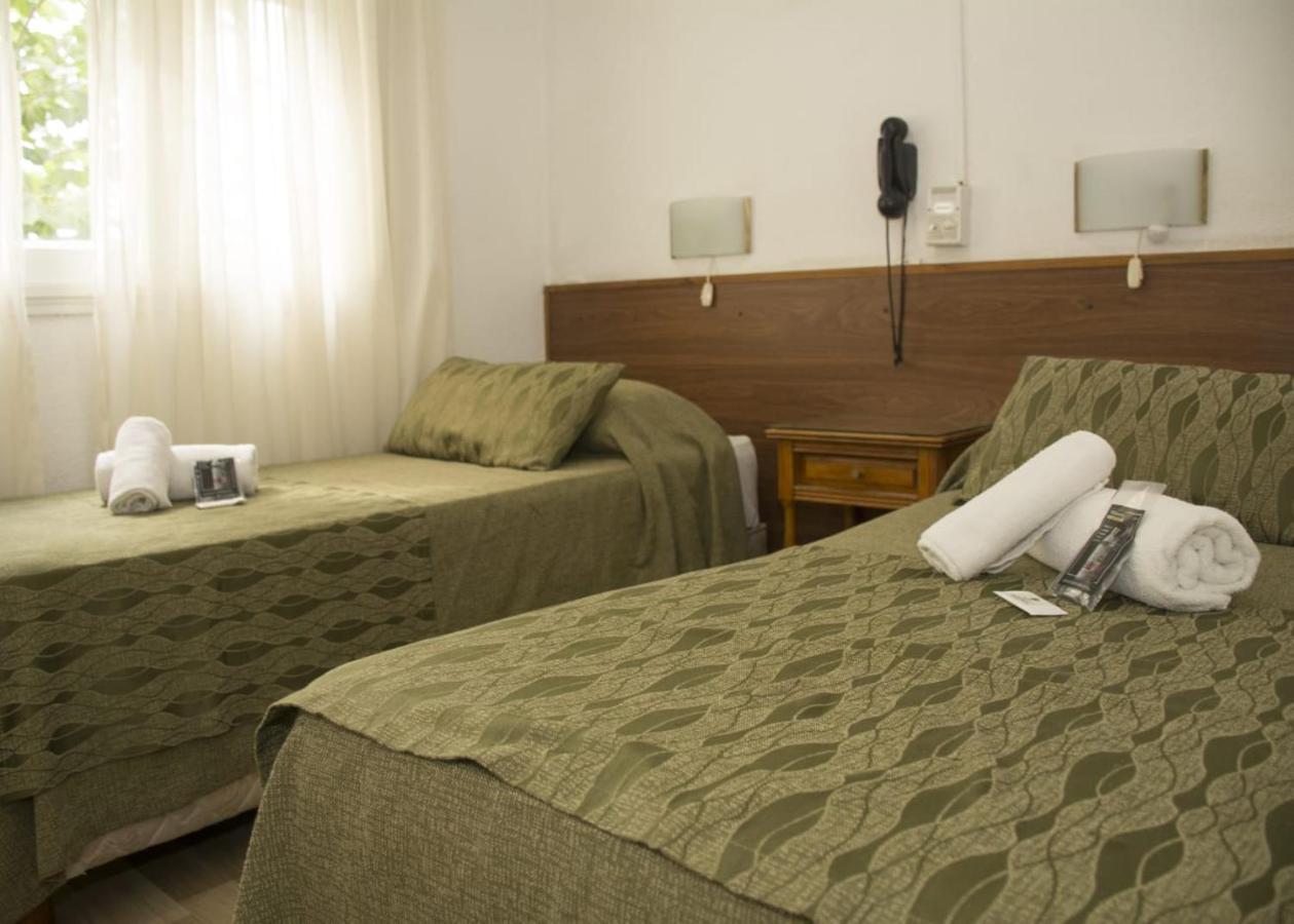 Montreal Hotel 2*