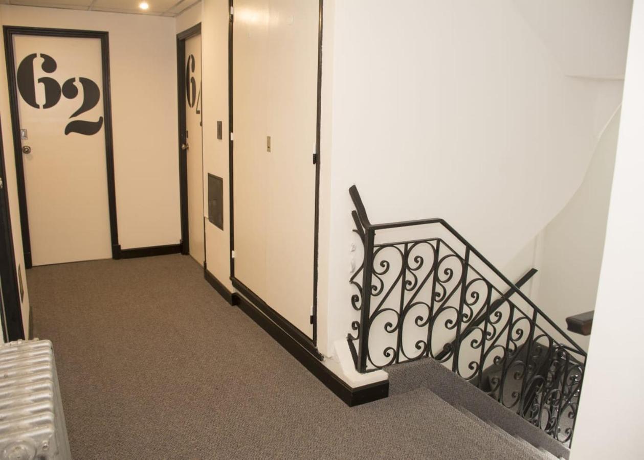 Montreal Hotel 2*