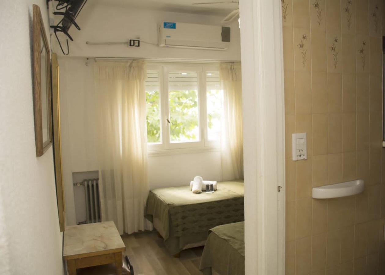 Hotel Montreal 2*